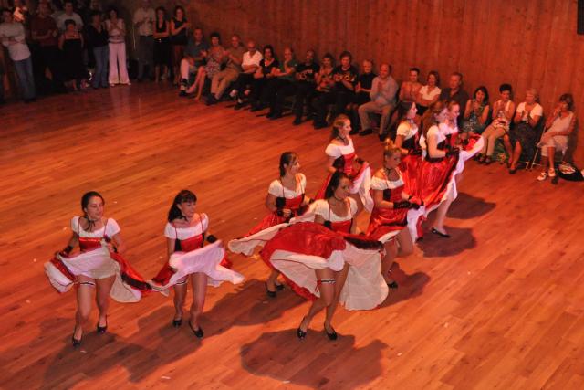min 2010 10 10 station danse 291